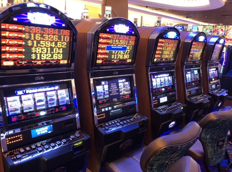 979 bet